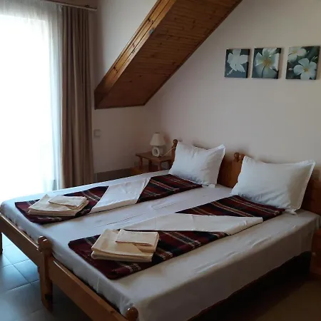 каракачанов 3* Sozopol